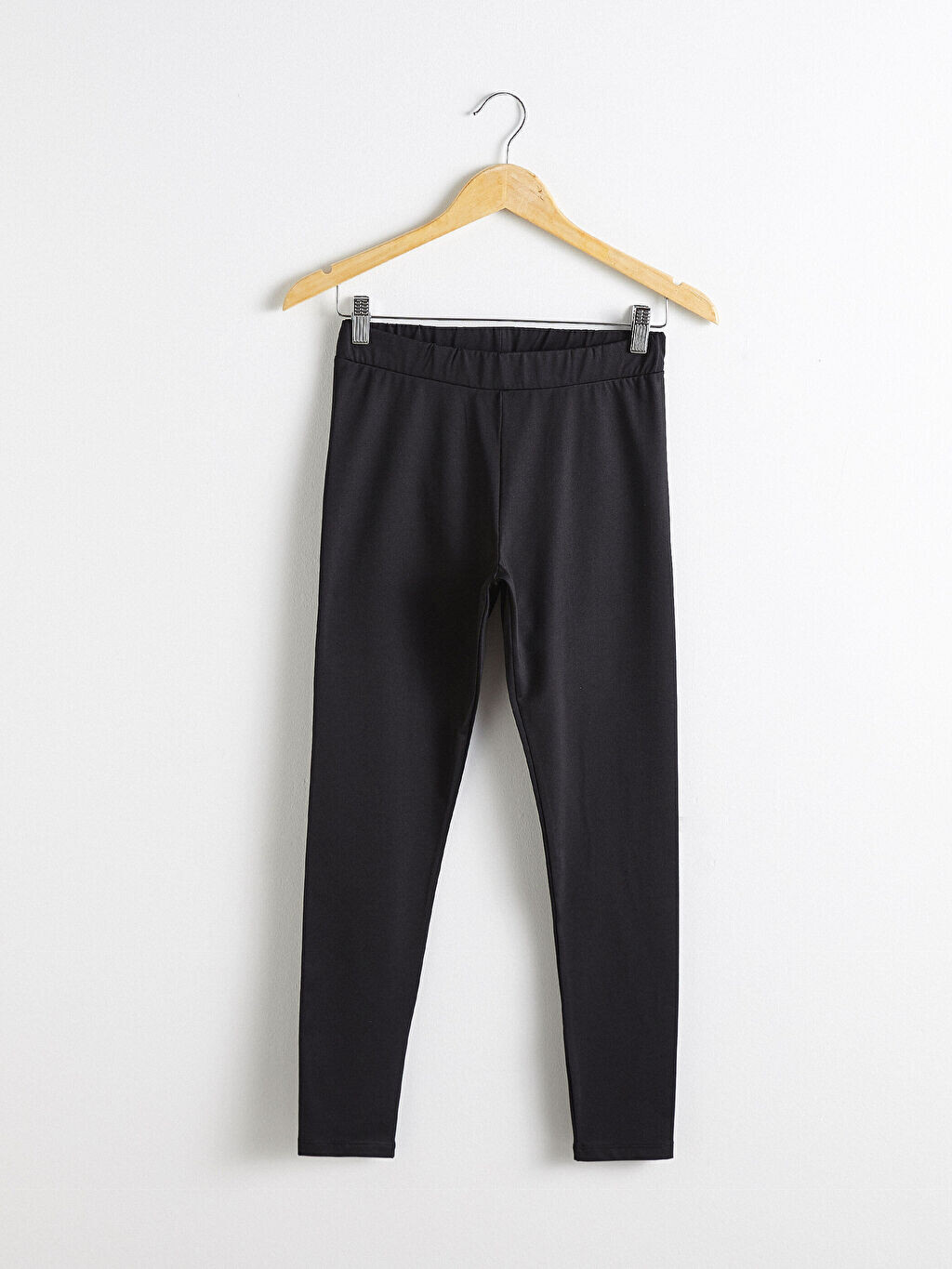 

Женские длинные эластичные леггинсы стандартной посадки LCW Casual, Черный