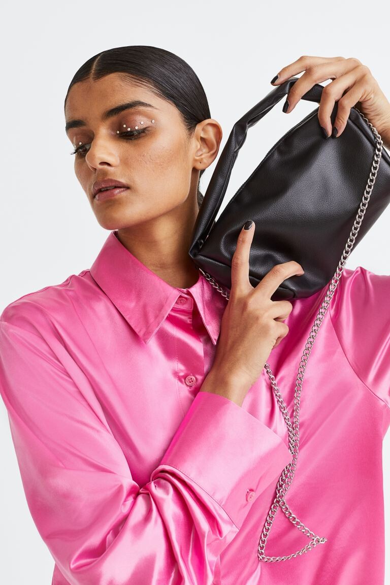

Маленькая сумка через плечо H&M, черный