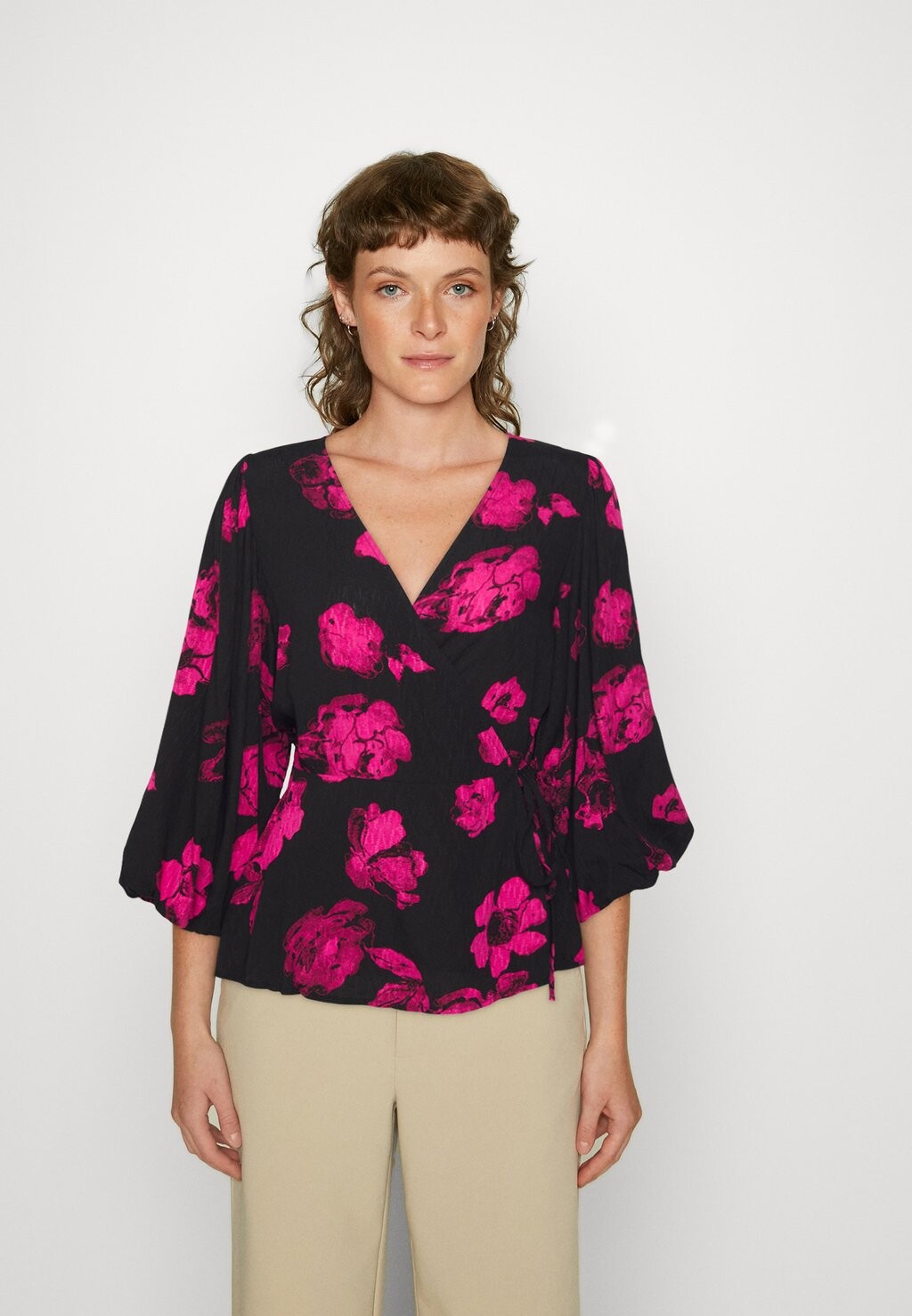 

Блузка SLFVALETTA WRAP Selected Femme, черный