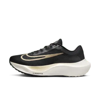 

Кроссовки Nike Zoom Fly 5, цвет Black/Sail/Metallic Gold Grain