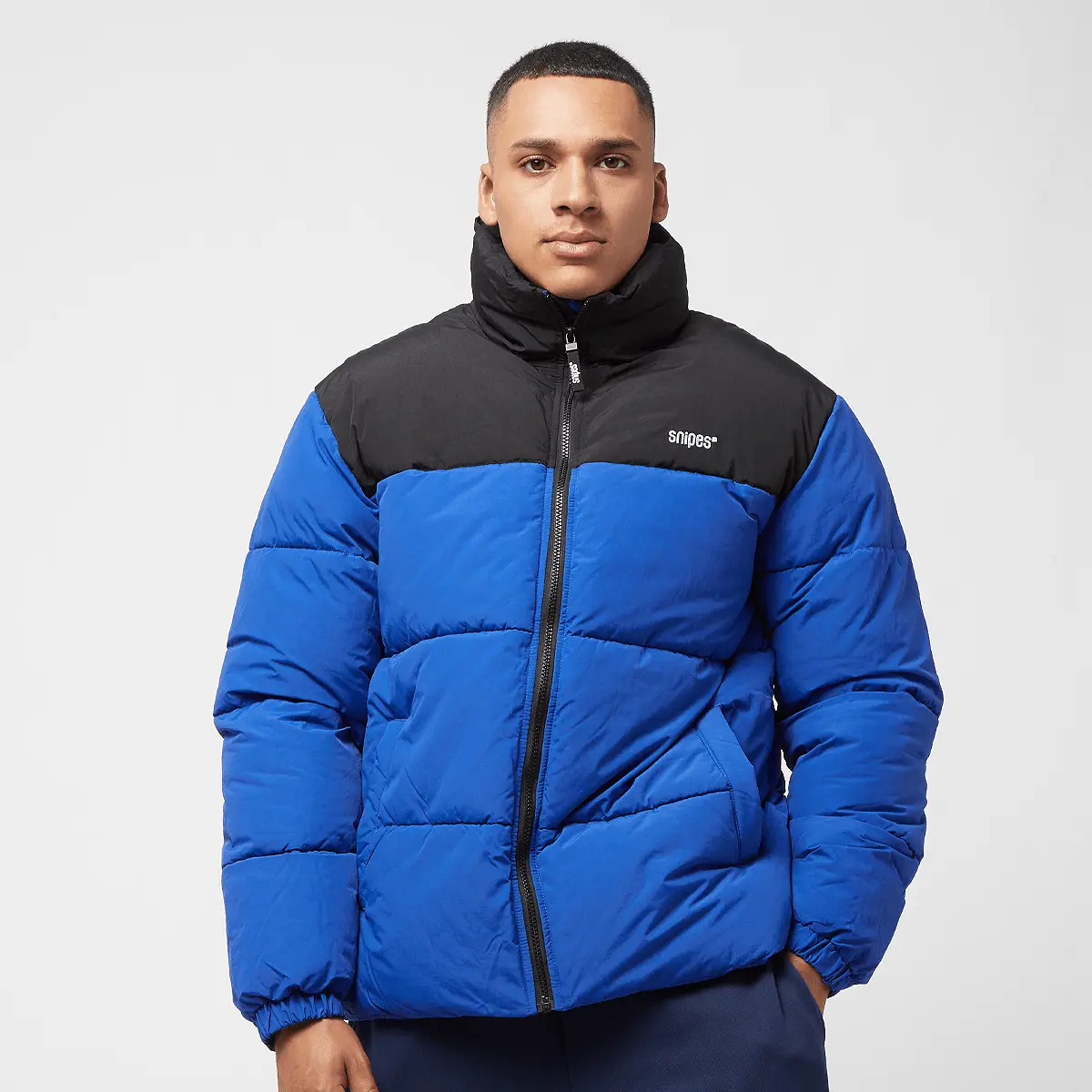 

Куртка SNIPES Small Logo Puffer Jacket, синий/серебристый