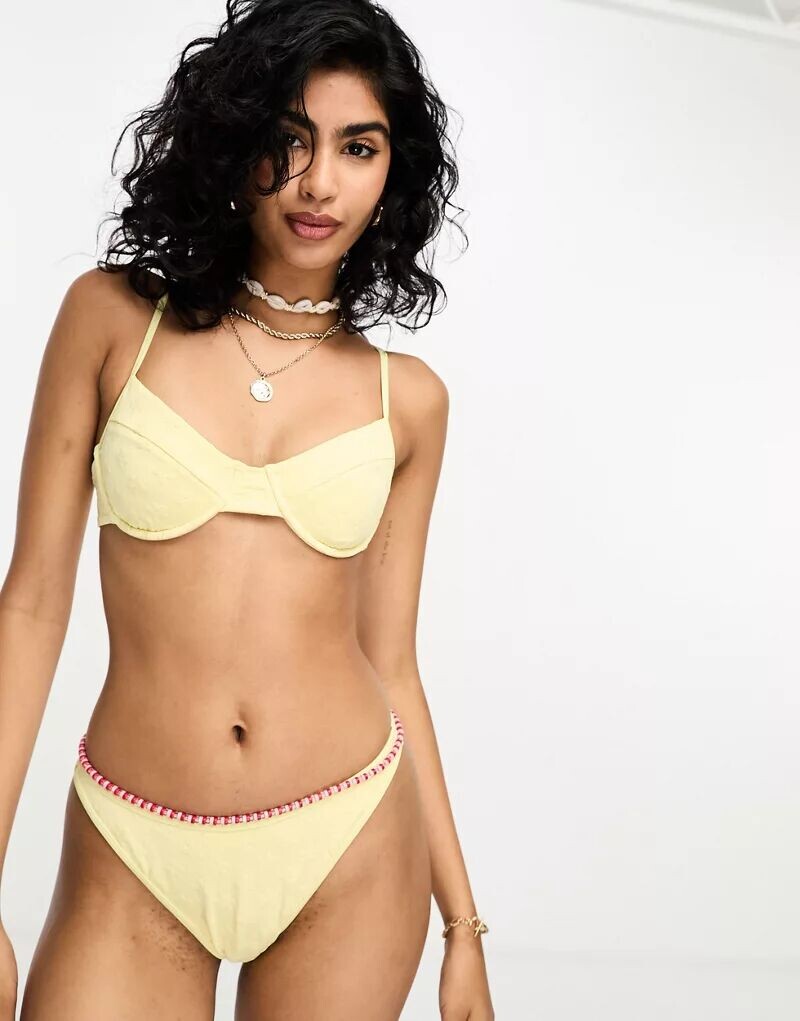 

Желтый бикини-топ с чашками PacSun Emma