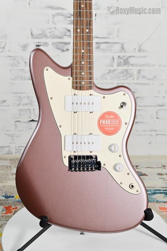 

Электрогитара Squier Affinity Jazzmaster Electric Guitar Laurel Fretboard Burgundy Mist