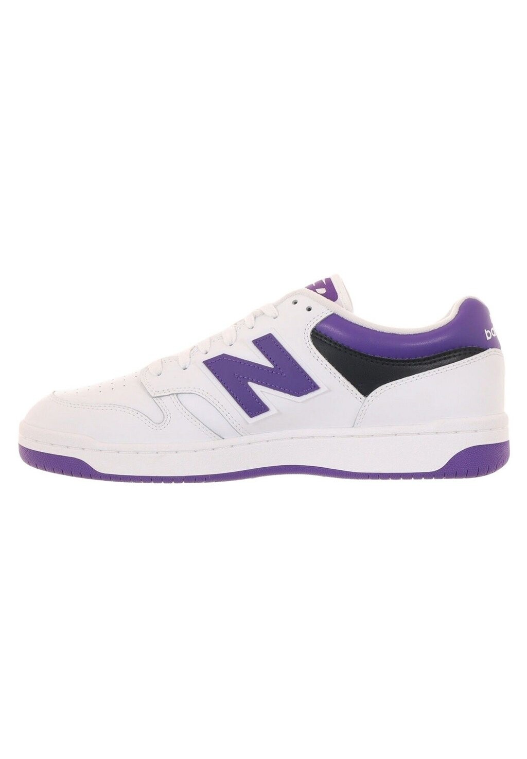 

Кроссовки New Balance