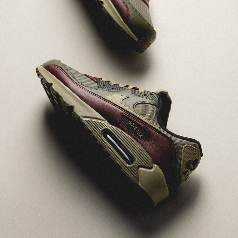 

Кроссовки Air Max 90 *Gtx* Nike, зеленый