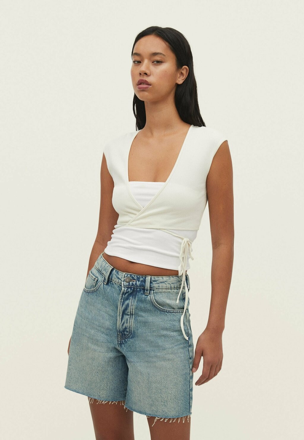 

Футболка с принтом Stradivarius, белый