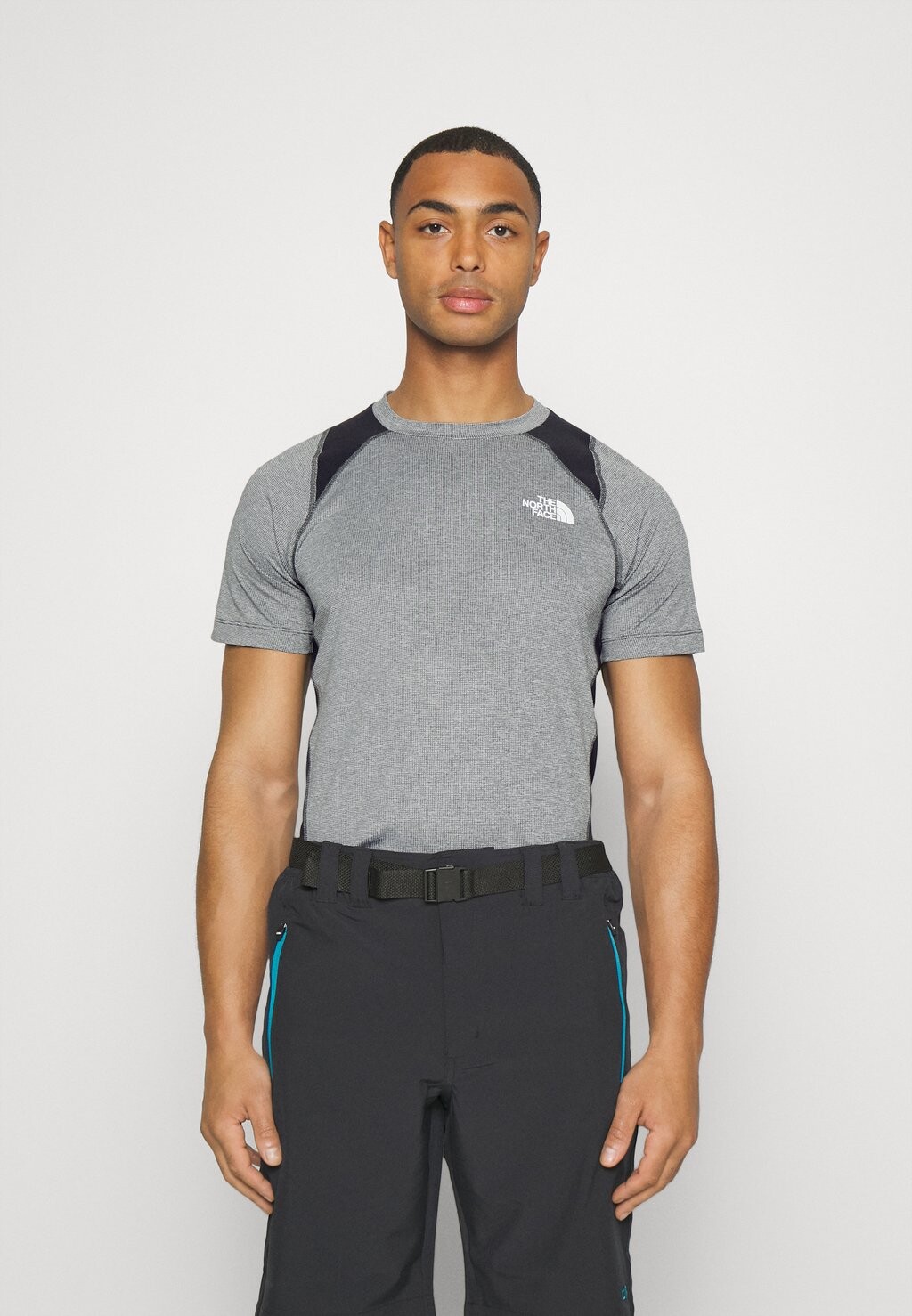 

Футболка The North Face