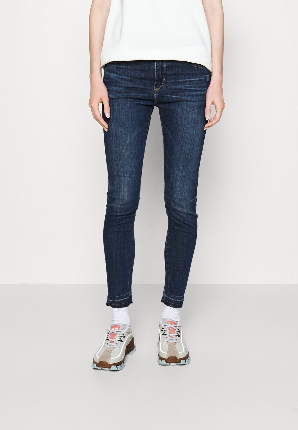 

Джинсы Skinny Fit AG Jeans
