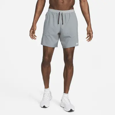

Шорты Nike Stride, цвет Smoke Grey/Dark Smoke Grey/Black