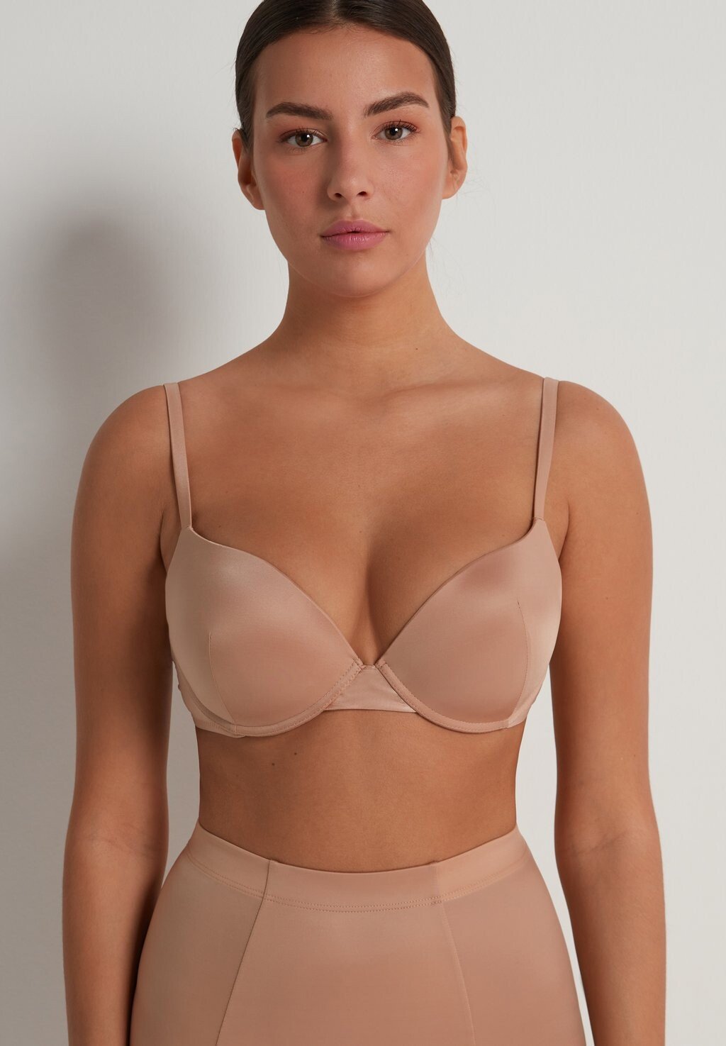 

Бюстгальтер пуш-ап ULTRALIGHT SHAPING Tezenis, цвет natural blush