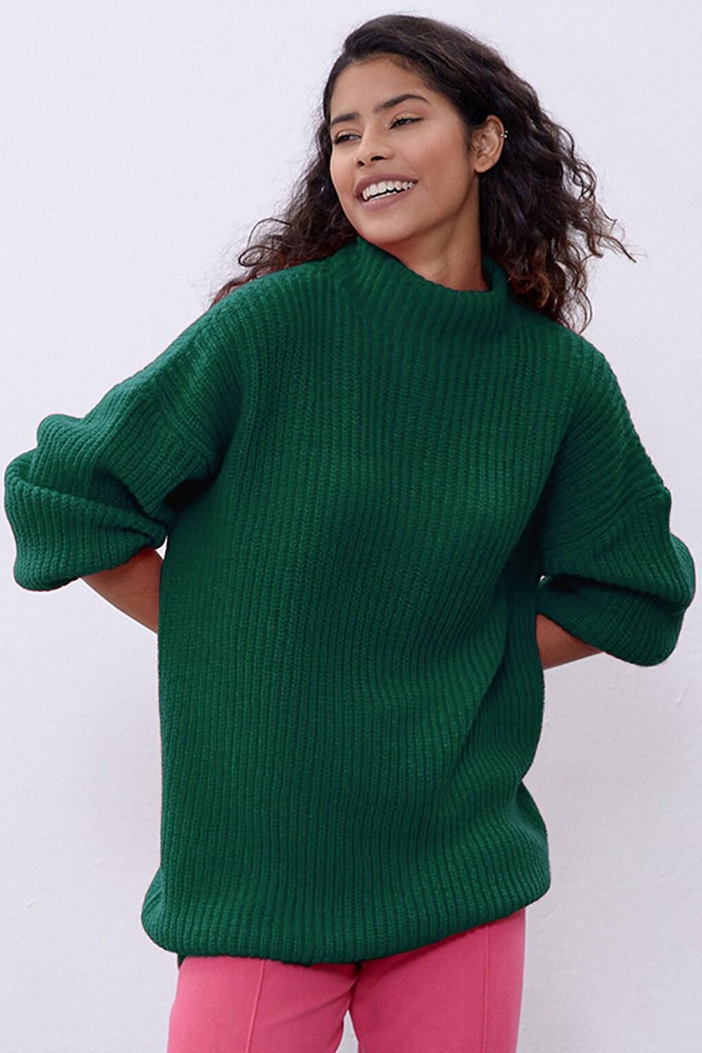 Зеленый длинный свитер SWK4334YE Sherin