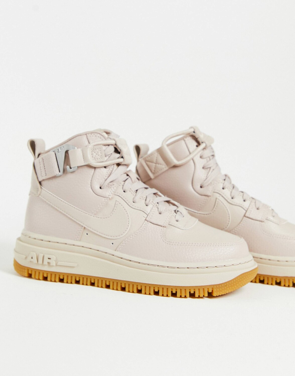 

Кроссовки Nike Air Force 1 High Utility 2.0 из ископаемого камня