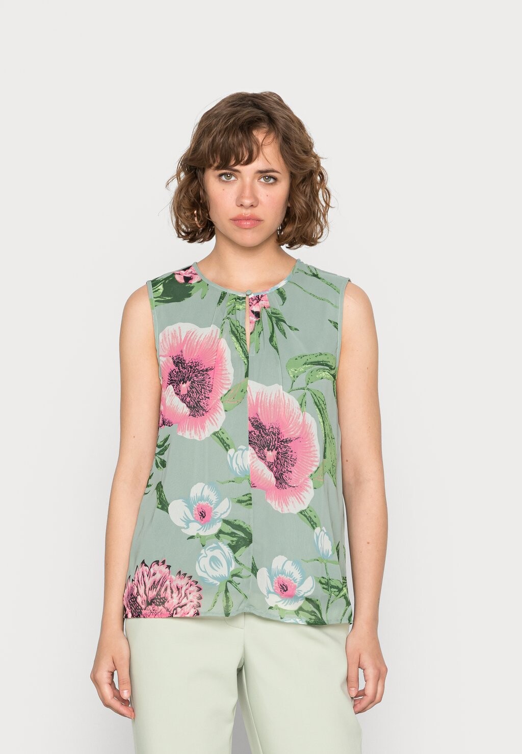 

Топ Vero Moda