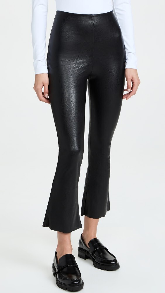 

Брюки Commando Faux Leather Cropped Flare, черный
