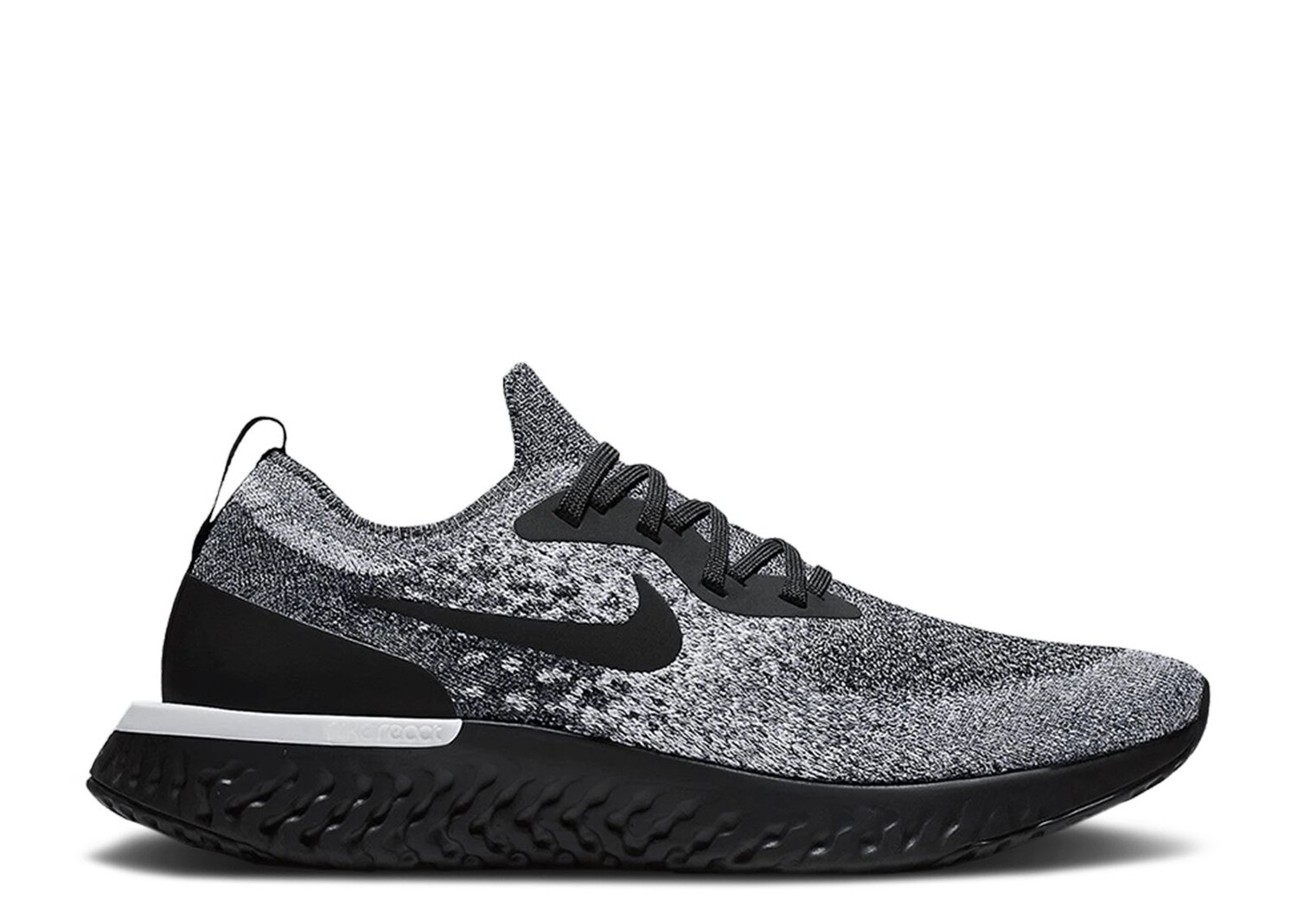 

Кроссовки Nike Epic React Flyknit 'Cookies And Cream', серый
