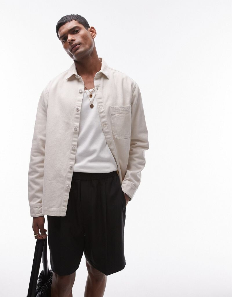 

Верхняя рубашка необработанного цвета из широкой сарги на пуговицах от Topman