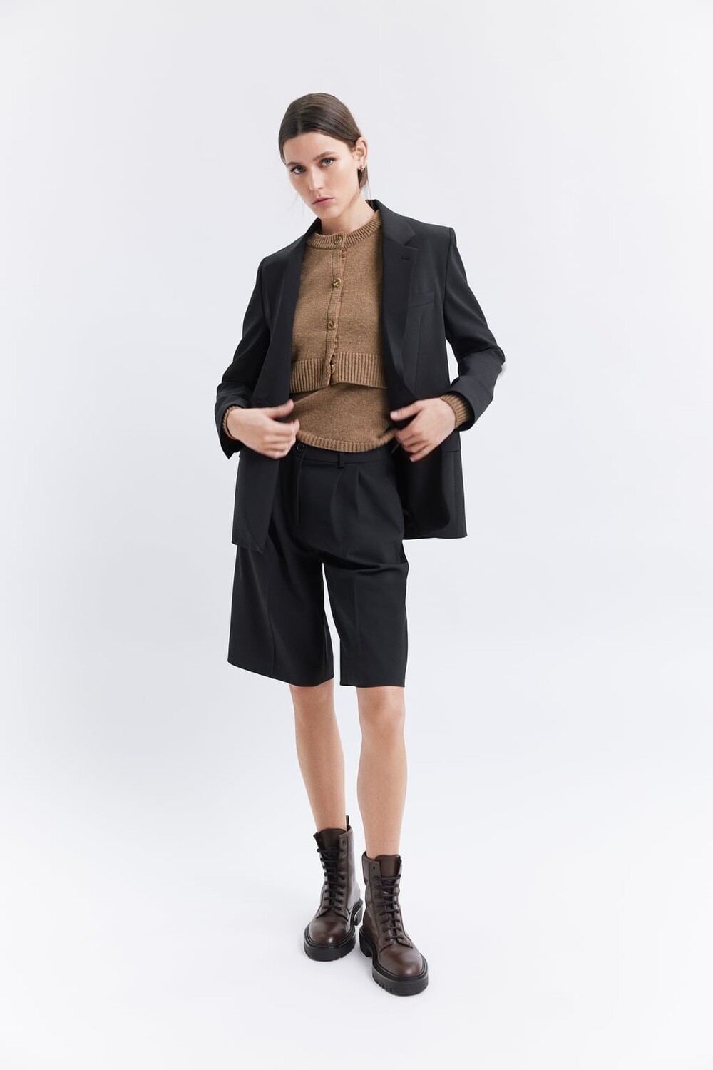 

Укороченный кардиган из 100% шерсти ZARA, бежевый