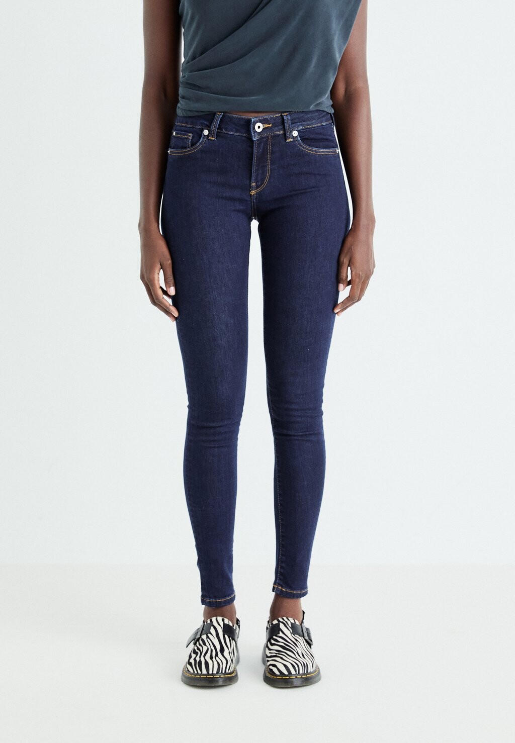 

Джинсы облегающие Pepe Jeans, синий деним