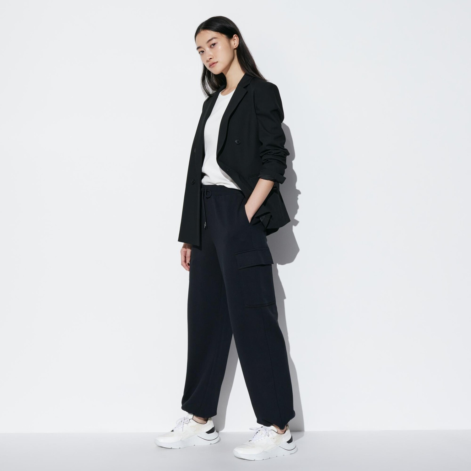 

Спортивные брюки-карго (длина 73-75 см) UNIQLO, черный
