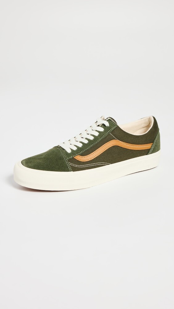 

Кроссовки Vans U Old Skool VR3