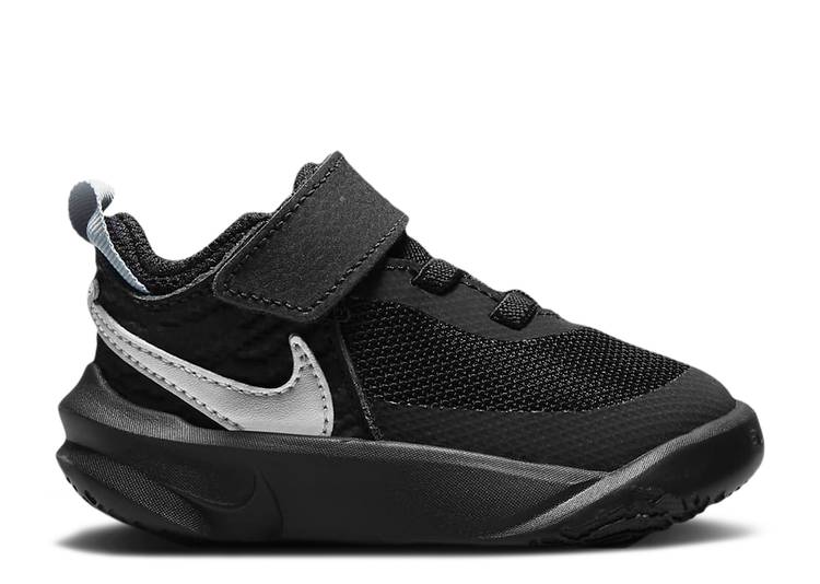 

Кроссовки Nike TEAM HUSTLE D10 TD 'BLACK METALLIC SILVER', черный