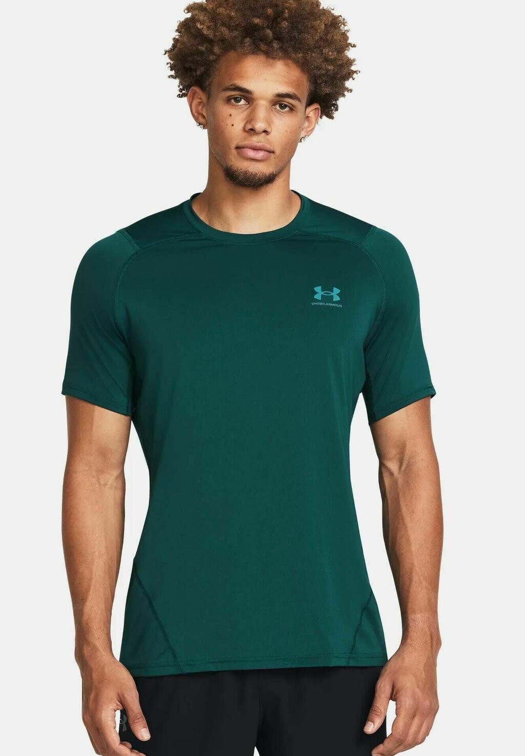 

Футболка с принтом Under Armour, цвет dunkelgrün