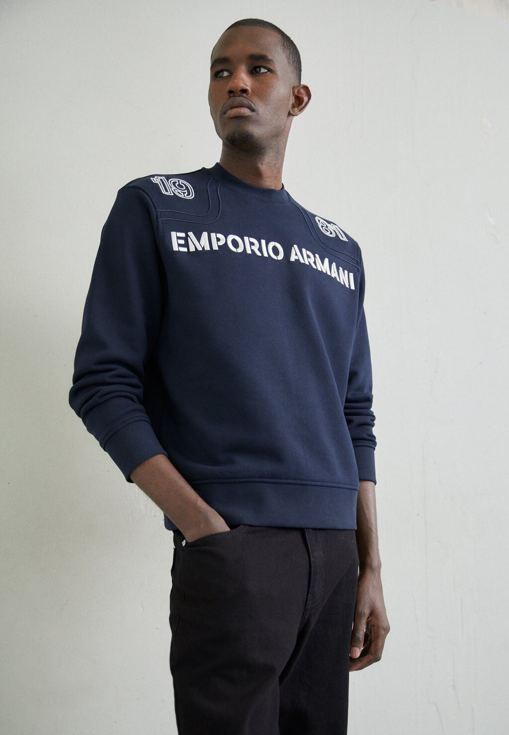 

Толстовка Emporio Armani, синий