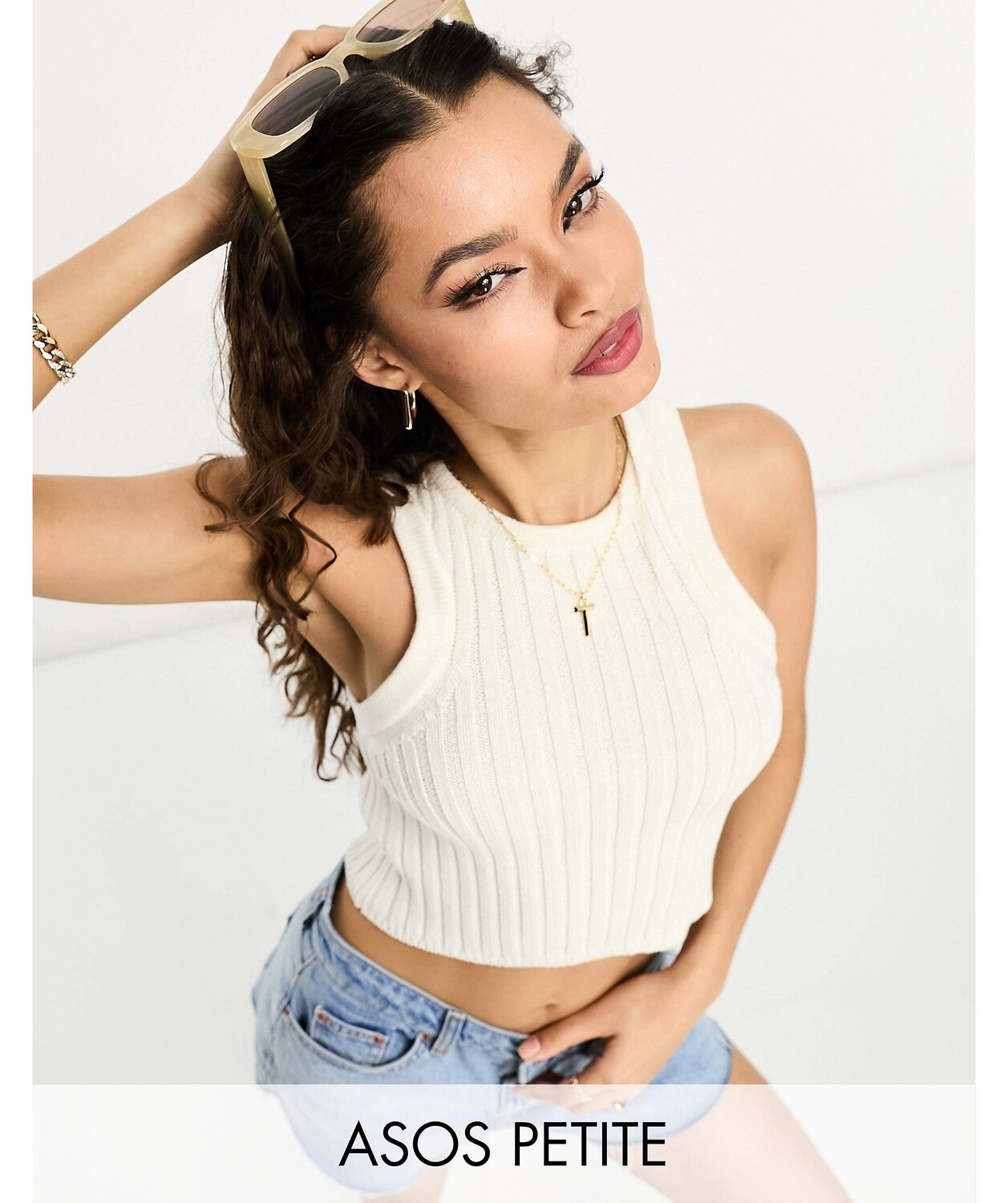 

Кремовый вязаный укороченный жилет-гонщик с крупной строчкой ASOS DESIGN Petite ASOS Petite