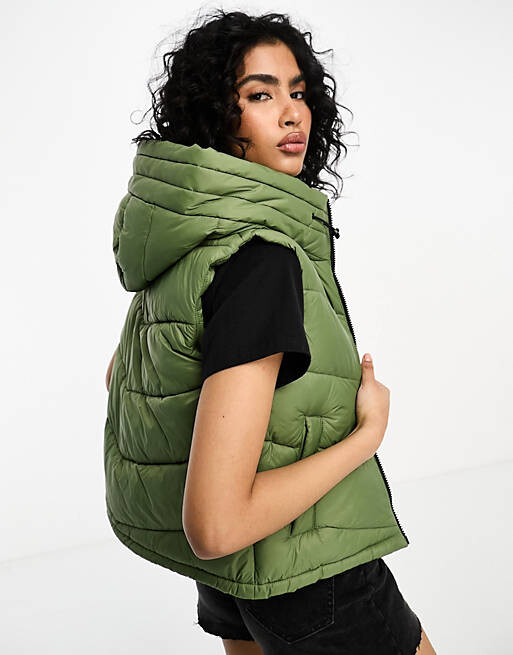 

Зеленый стеганый жилет Barbour International Halton