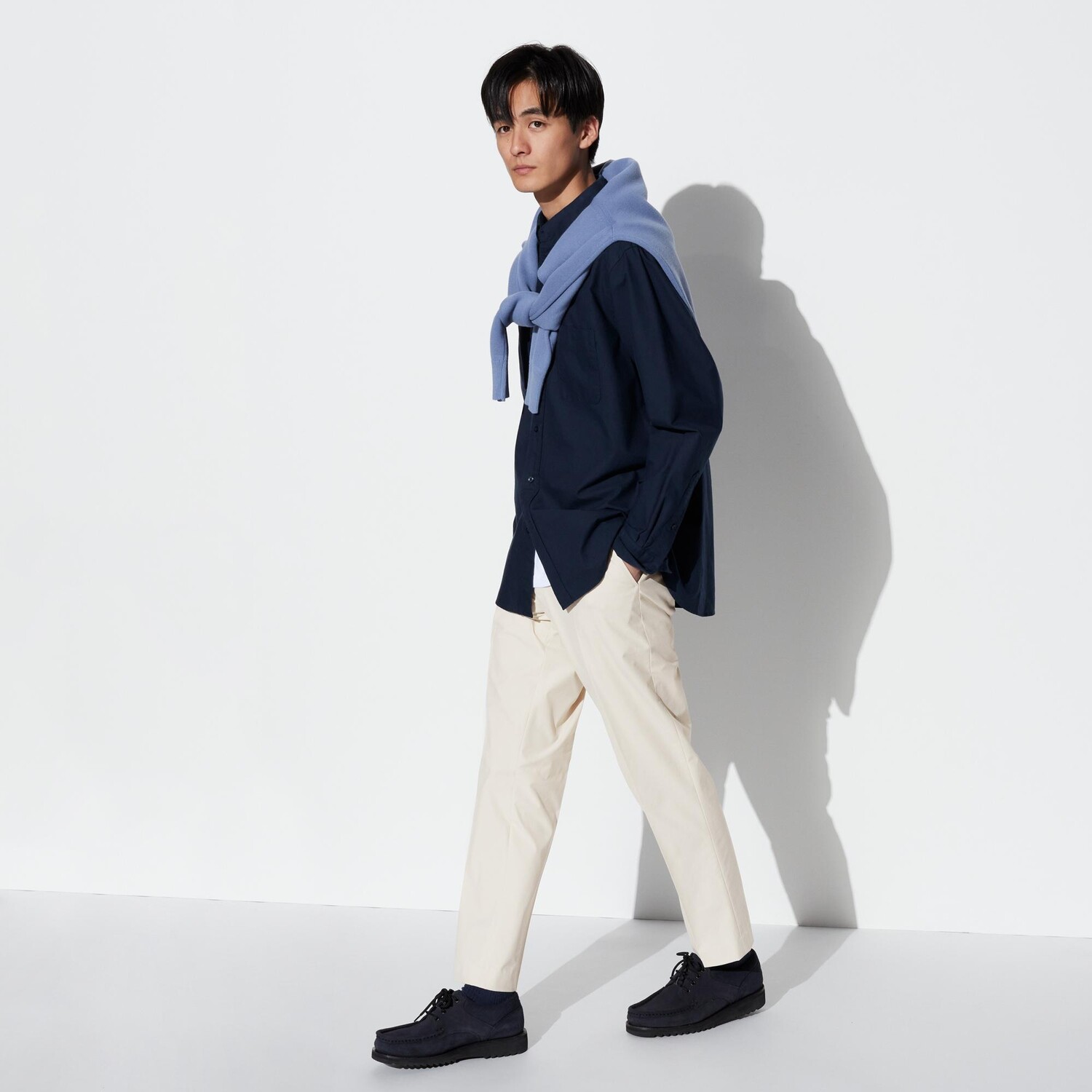 Брюки UNIQLO Kando 2WAY Stretch, бежевый брюки uniqlo smart 2way stretch зауженные розовый