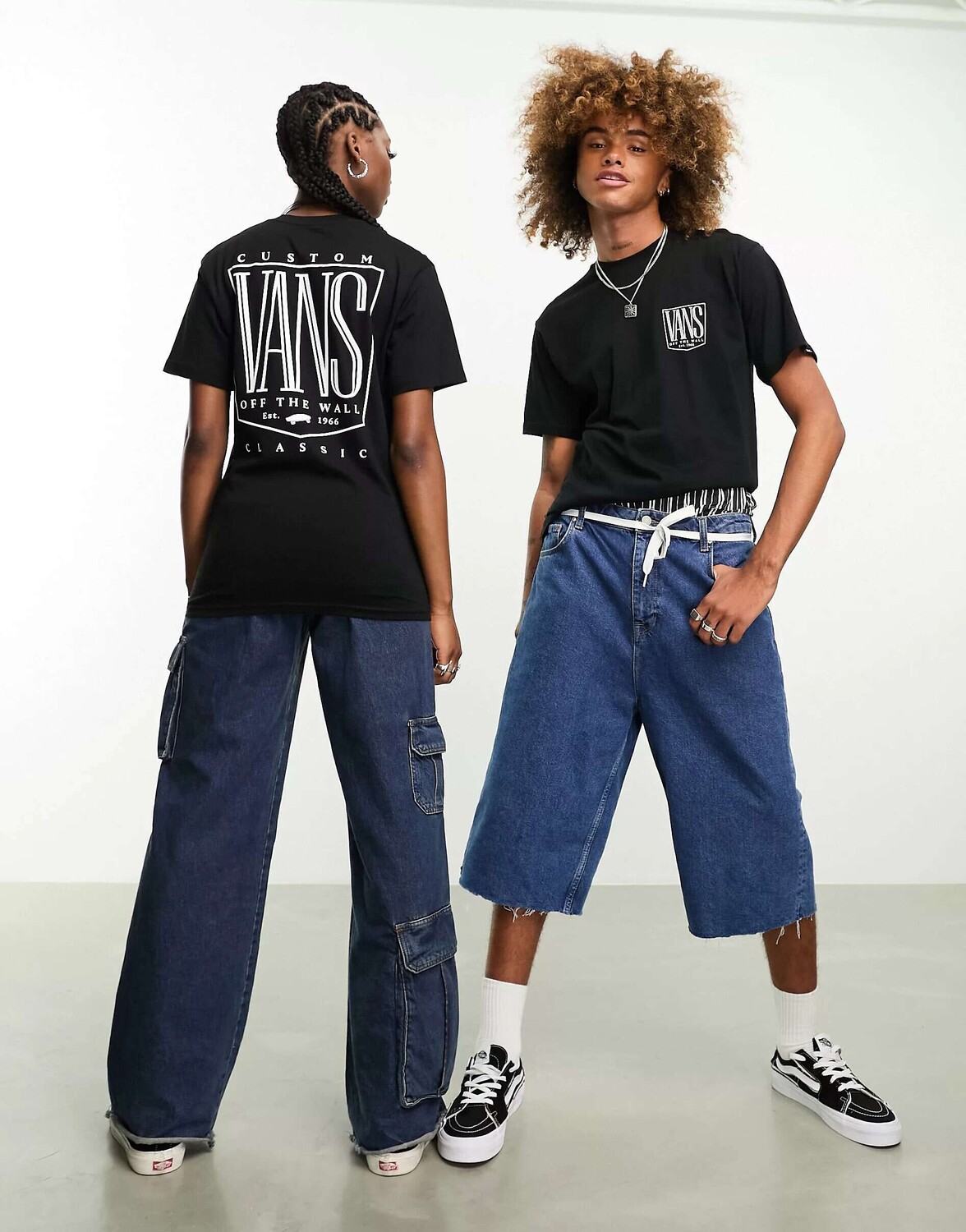 

Черная футболка Vans original high с принтом на спине, Черный
