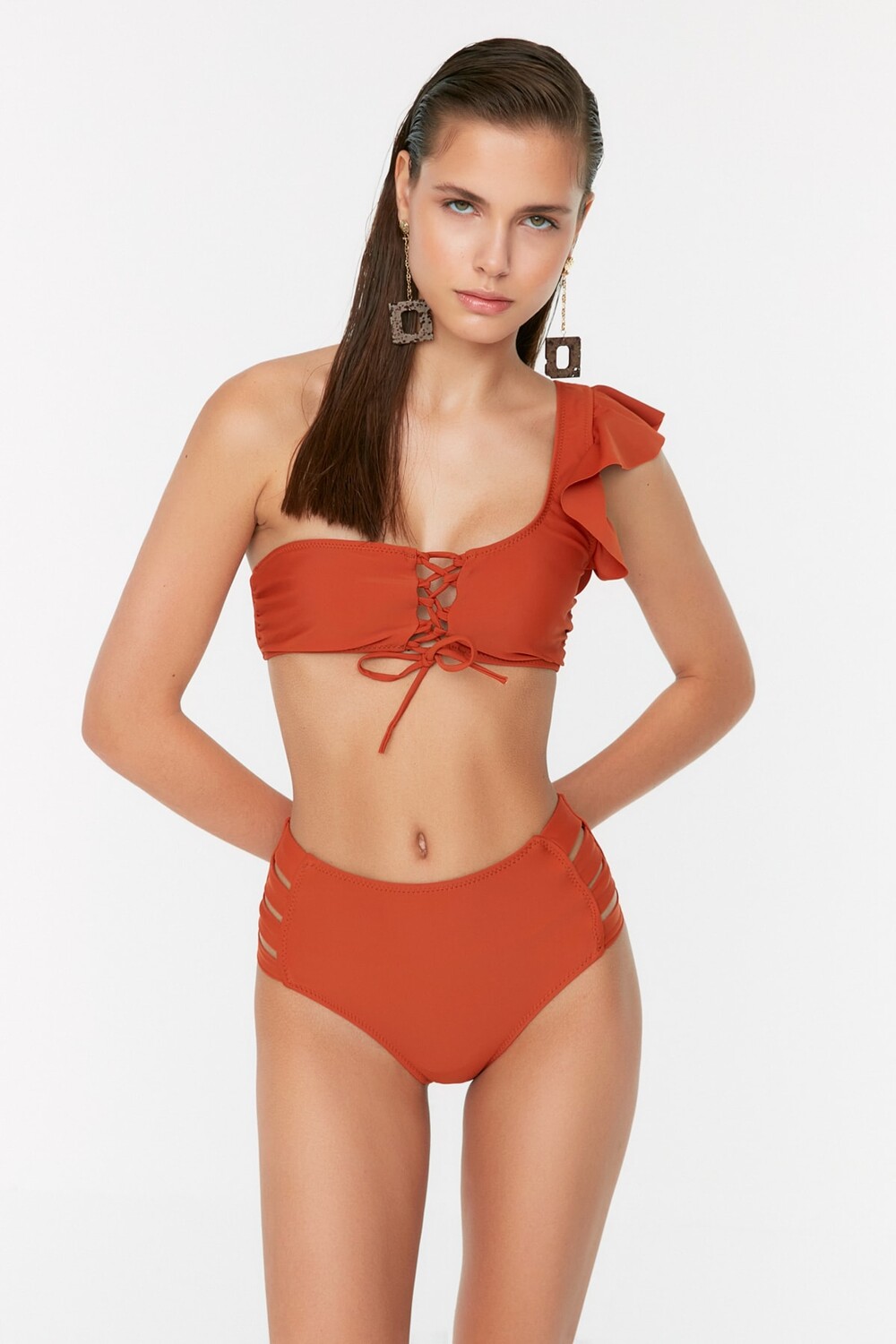 

Низ бикини TRENDYOLMİLLA, коричневый