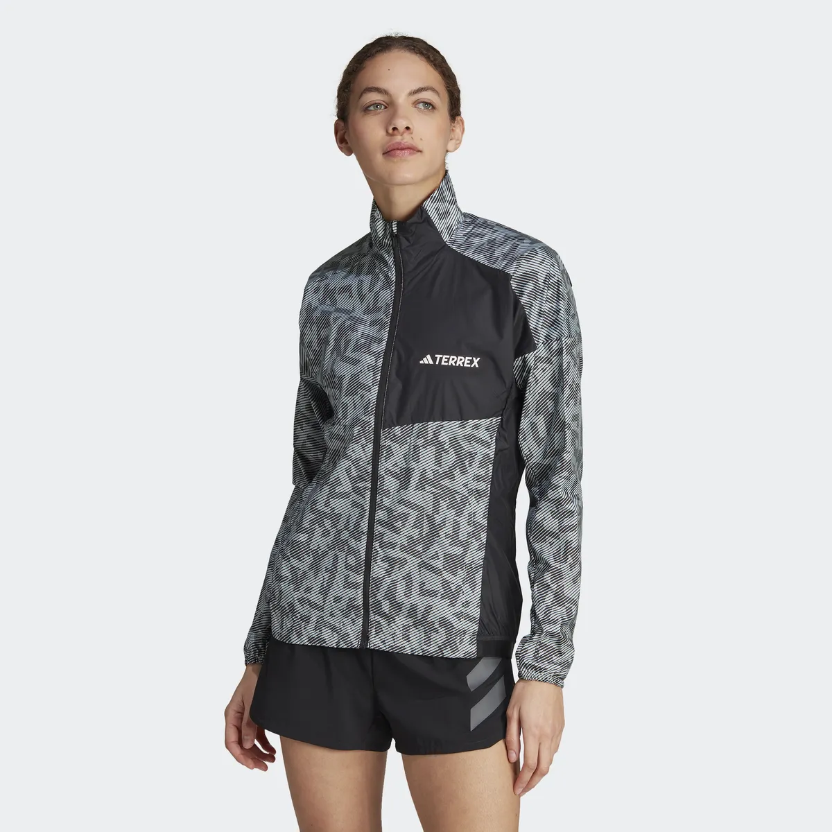 

Беговая куртка adidas TERREX "TERREX TRAIL RUNNING WIND JACKET", черный