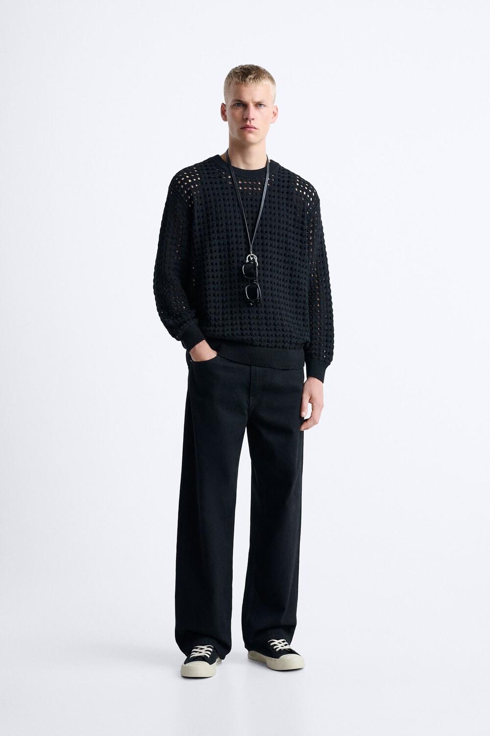 

Текстурный свитер крючком Zara, черный