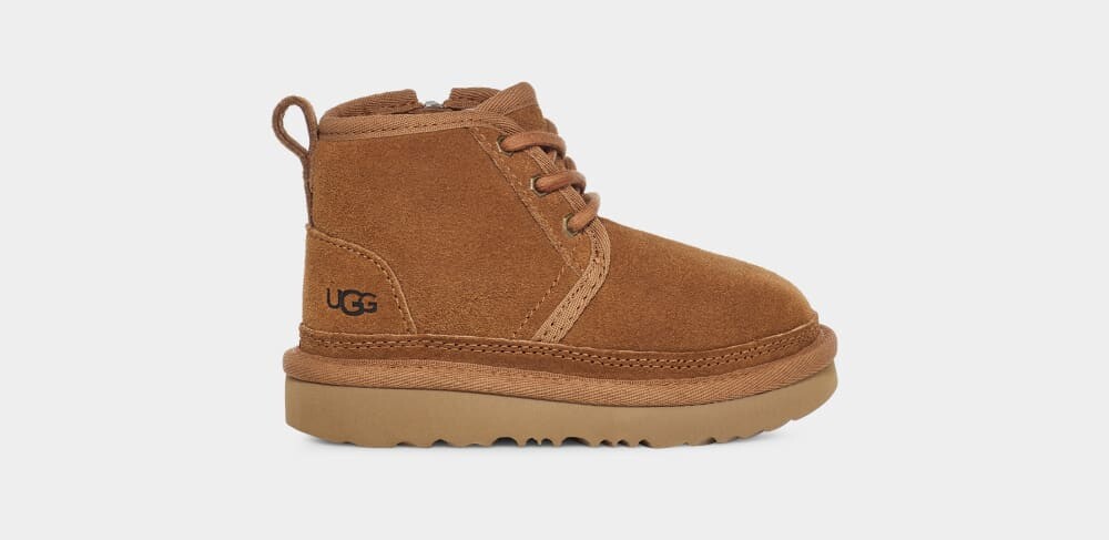 

Классические ботинки Neumel II Boot UGG, коричневый