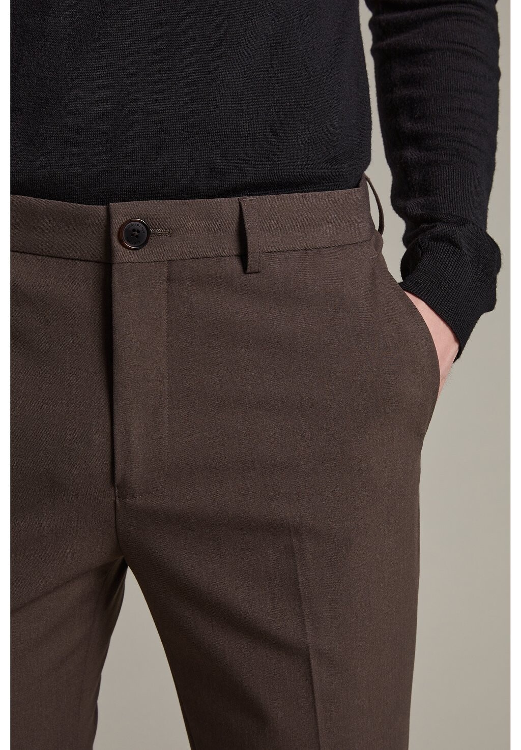 

Чиносы Liam Matinique, цвет dark brown