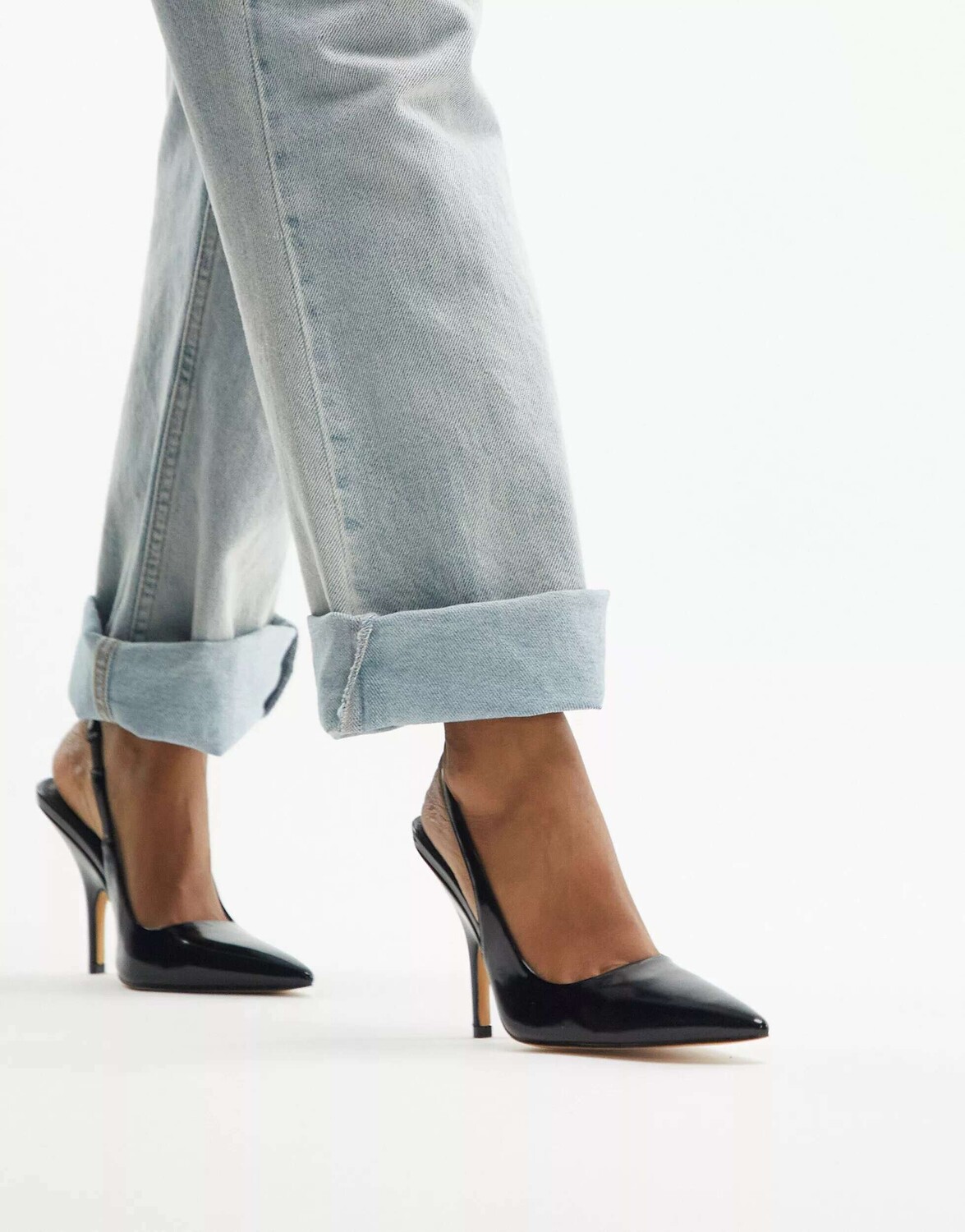 

Черные туфли-лодочки на каблуке с ремешком и пяткой Topshop Emma