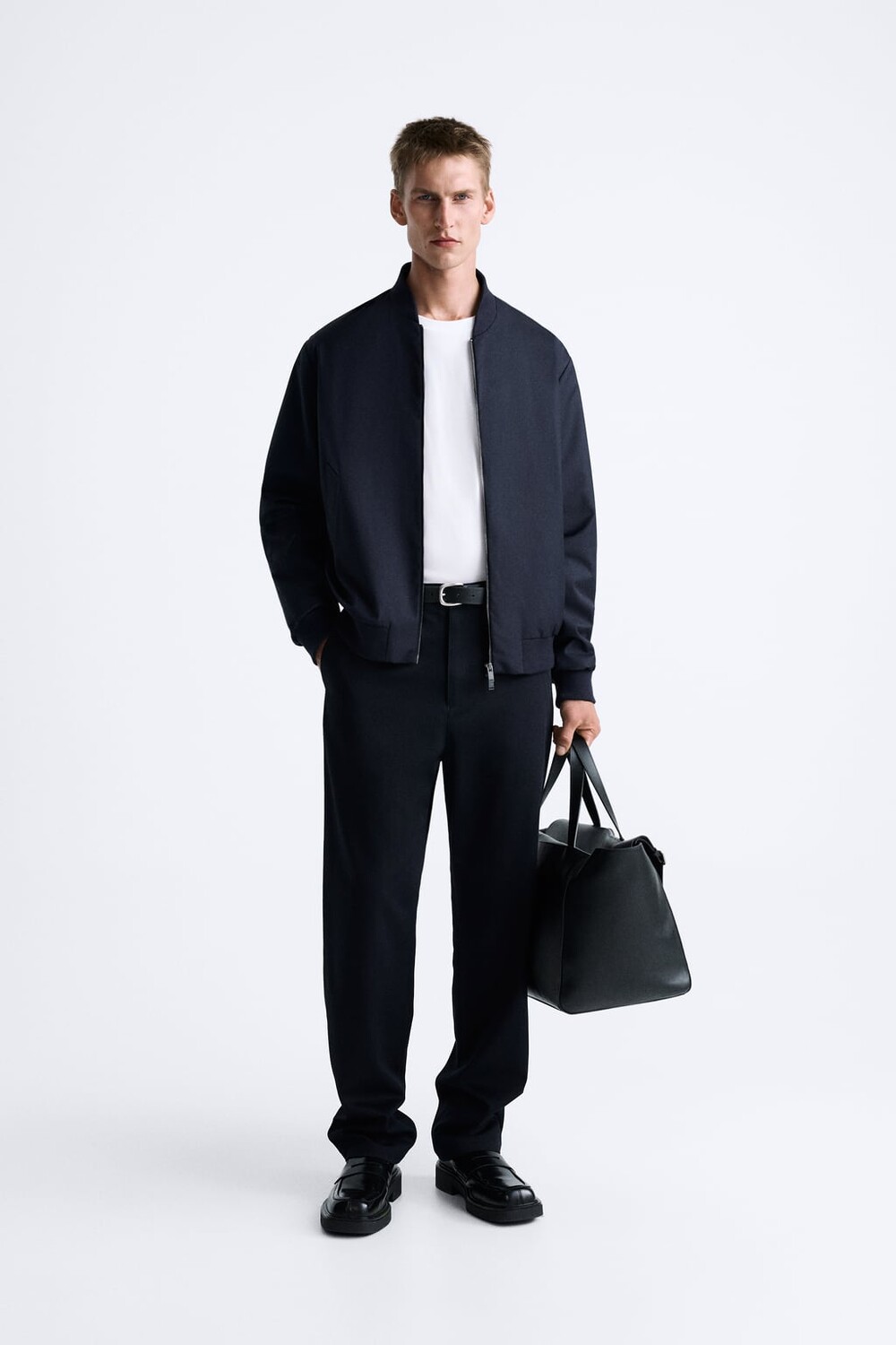 

Бомбер из смесовой шерсти ZARA, темно-синий
