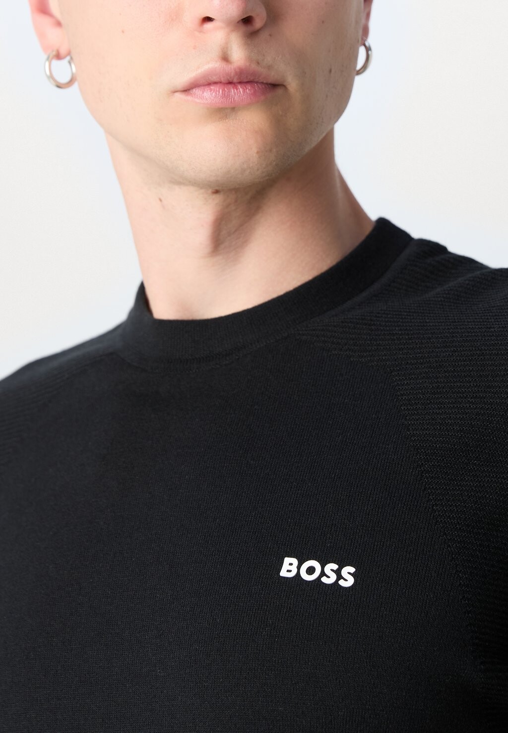 

Базовая футболка Momentum Lite BOSS, черная