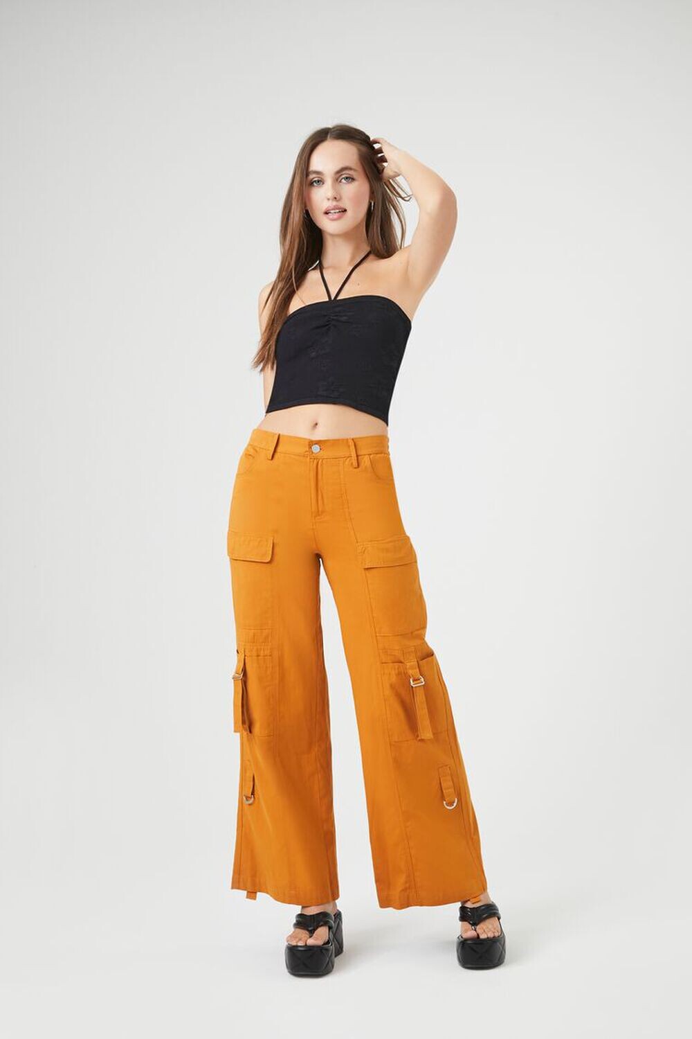 

Широкие брюки-карго из твила Forever 21
