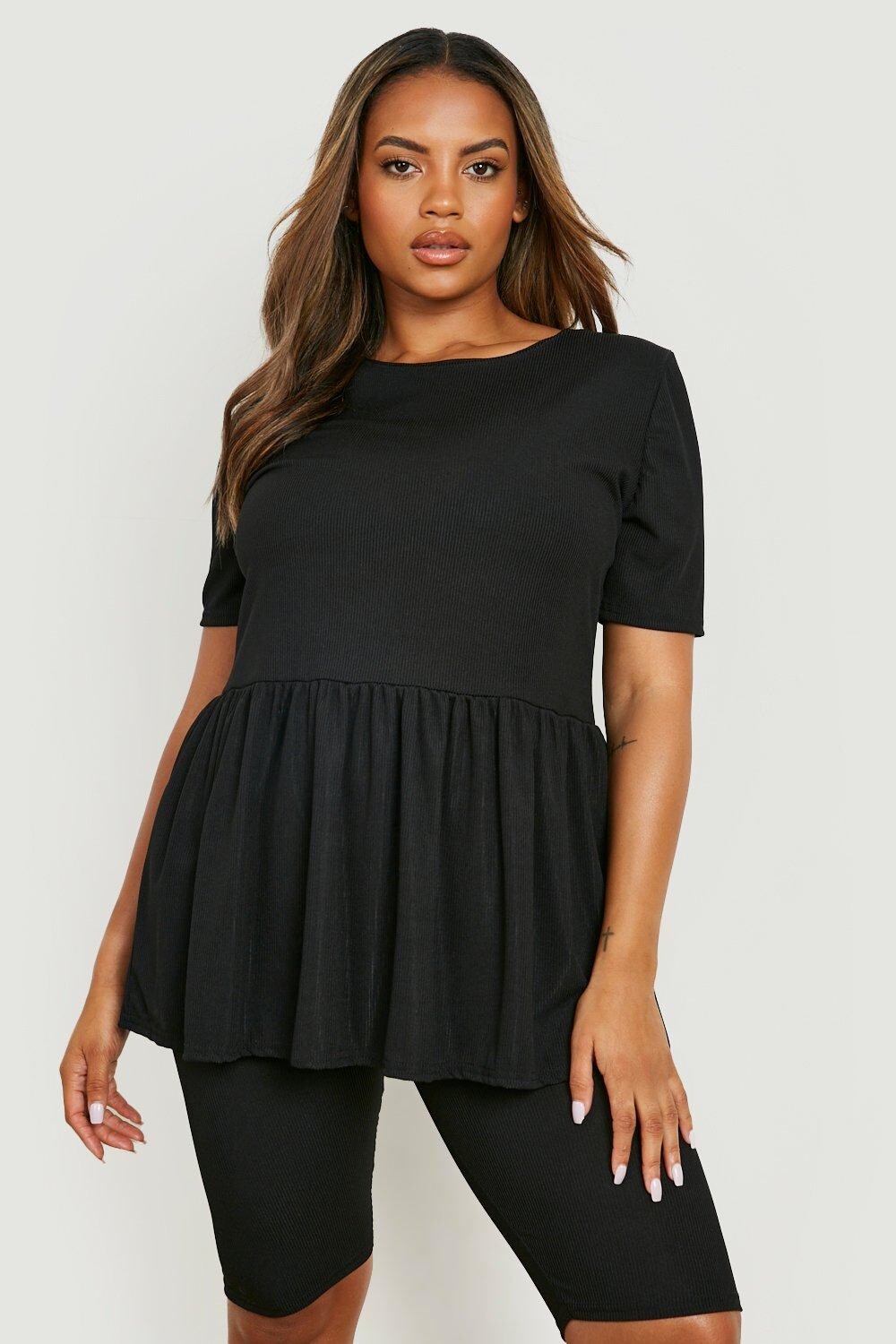 

топ и байкерские шорты, из двух частей Boohoo, черный