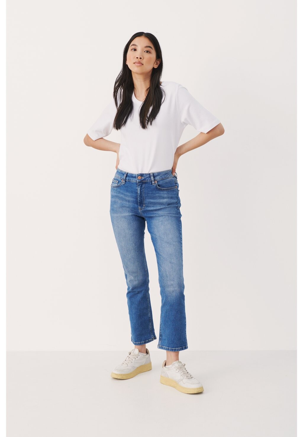 

Джинсы Slim fit Part Two