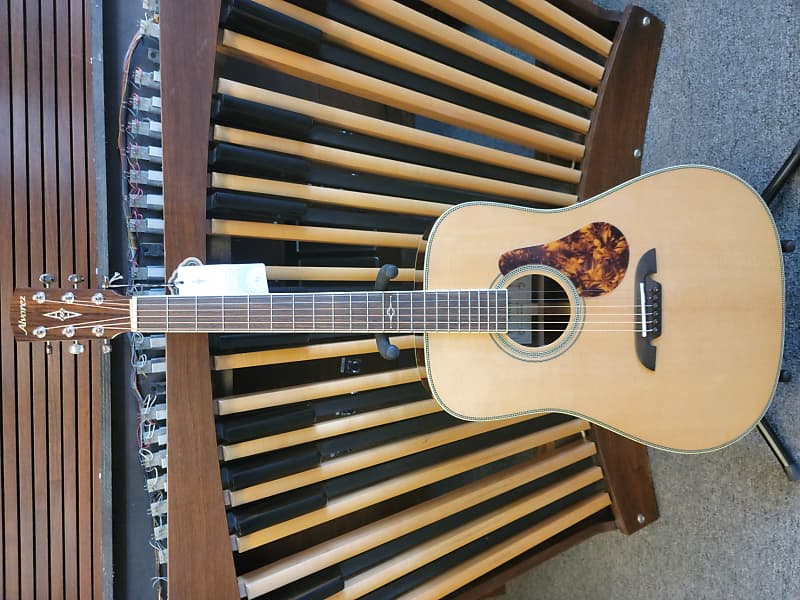 Акустическая гитара Alvarez MD70EBG цена и фото