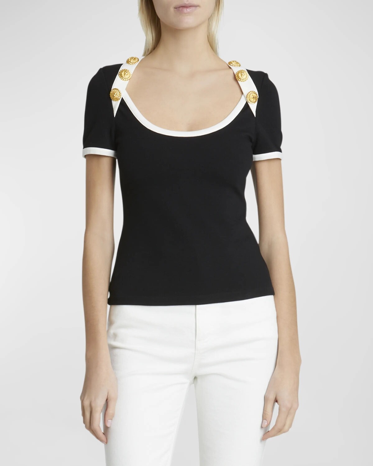 

Приталенная футболка с 6 пуговицами и короткими рукавами Balmain, цвет Blackcream