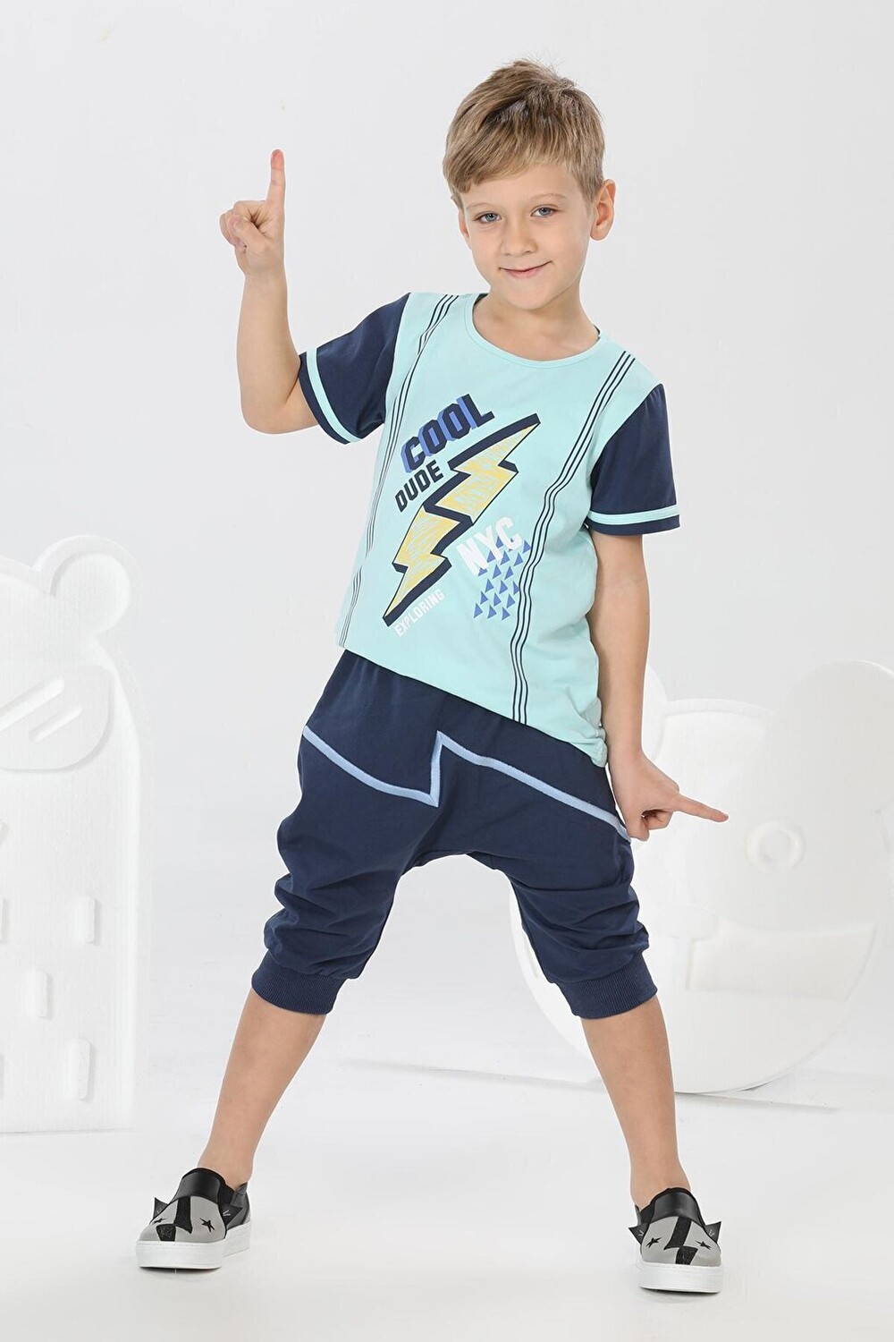 

Комплект капри + футболка Cool Dude LupiaKids