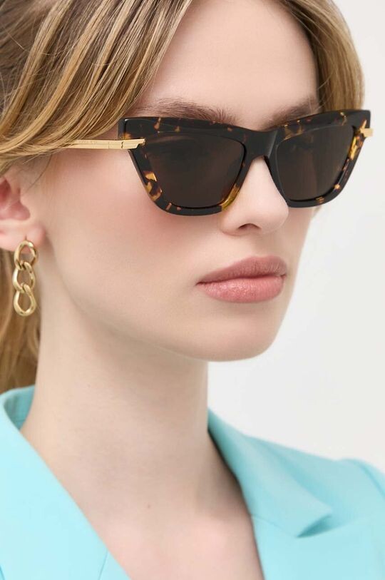 

Солнцезащитные очки Bottega Veneta, коричневый