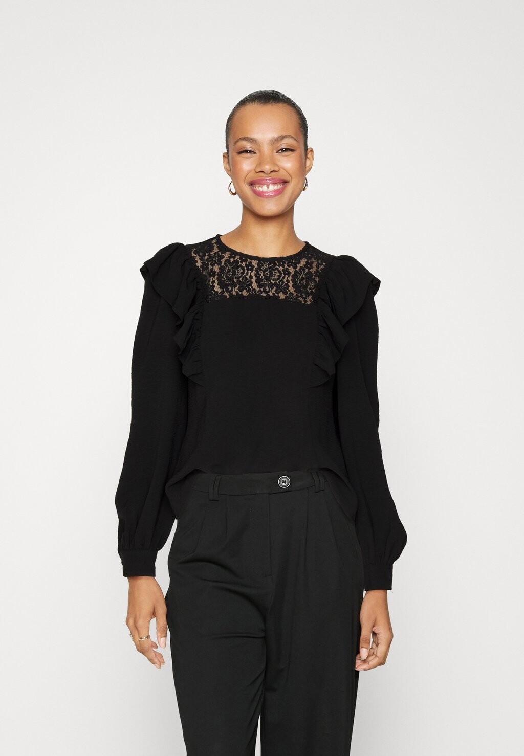 

Блузка Pieces, цвет black