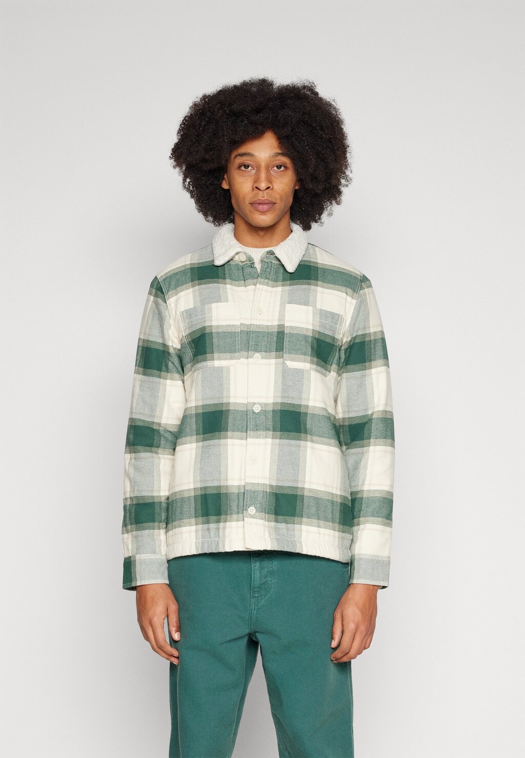 

Куртка Hollister Co. COSY SHACKET, цвет OLIVE
