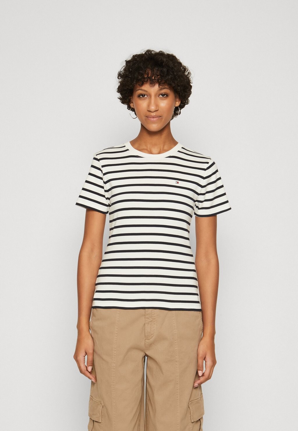 

Футболка с принтом NEW SLIM CODY Tommy Hilfiger, цвет ecru/desert sky