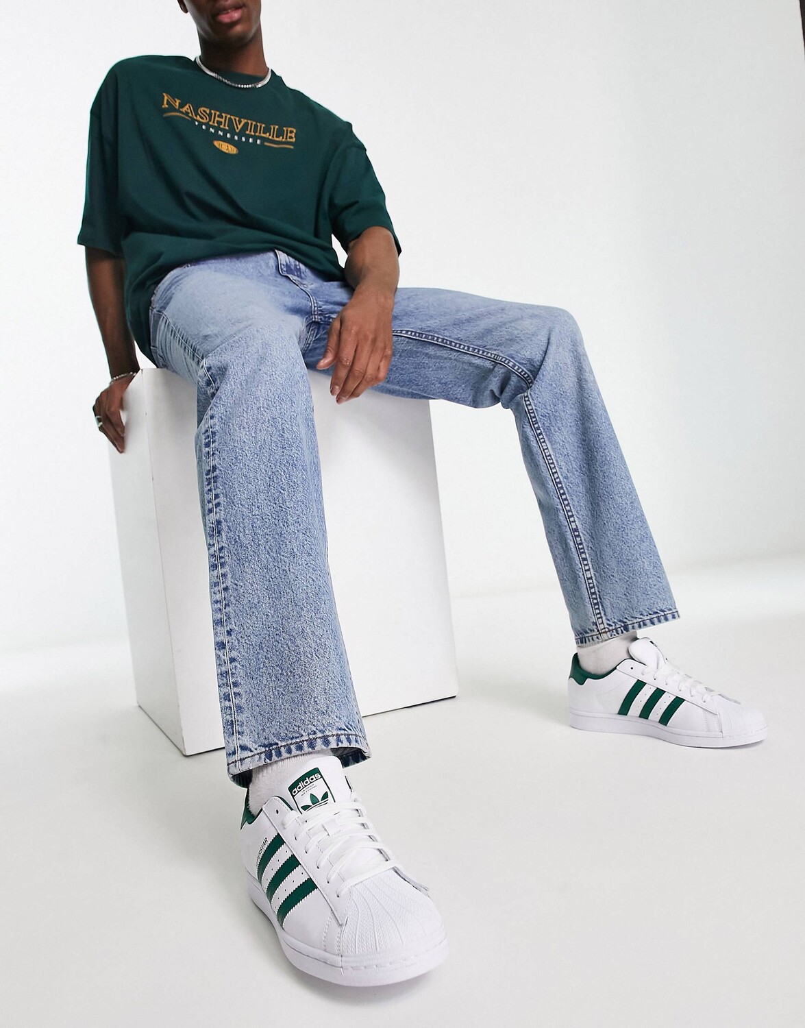 

Синие джинсы прямого кроя ASOS DESIGN